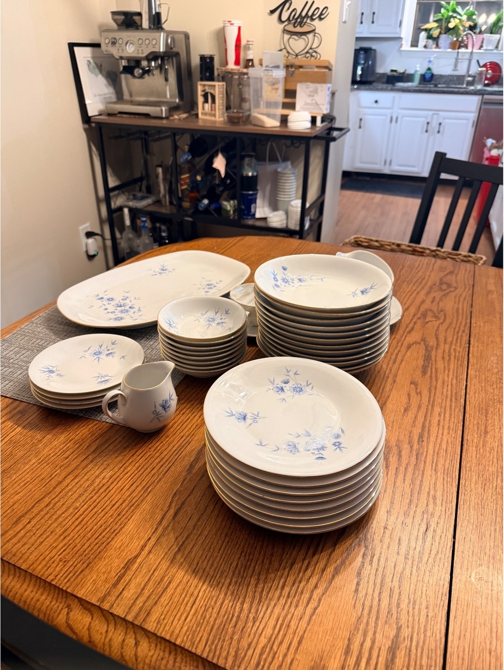 37 piece Hertel Jacob Bavaria Germany Rhapsody Blue Floral Dinnerware Set